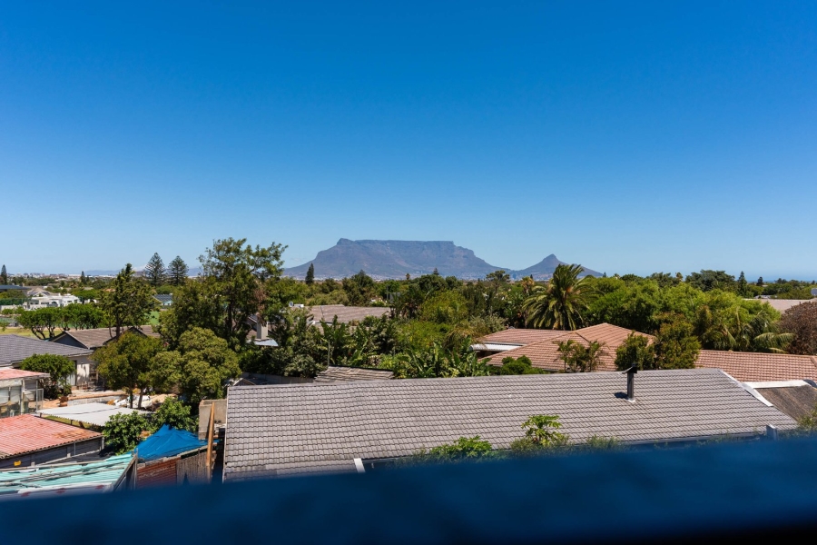 2 Bedroom Property for Sale in Table View Western Cape